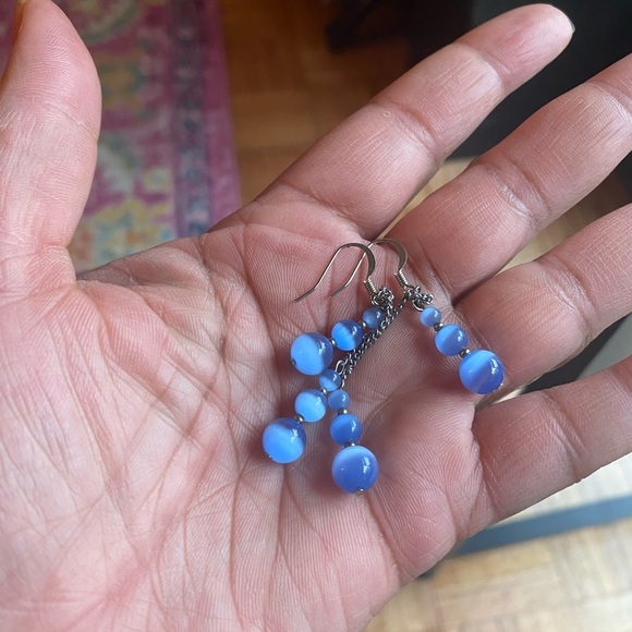 Elegant Blue Beaded Earrings - Picture 4 of 6
